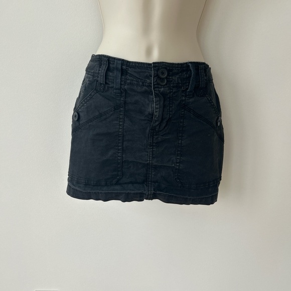 Garage cargo mini skirt with back pockets (tied on model!!!) - Picture 1 of 6